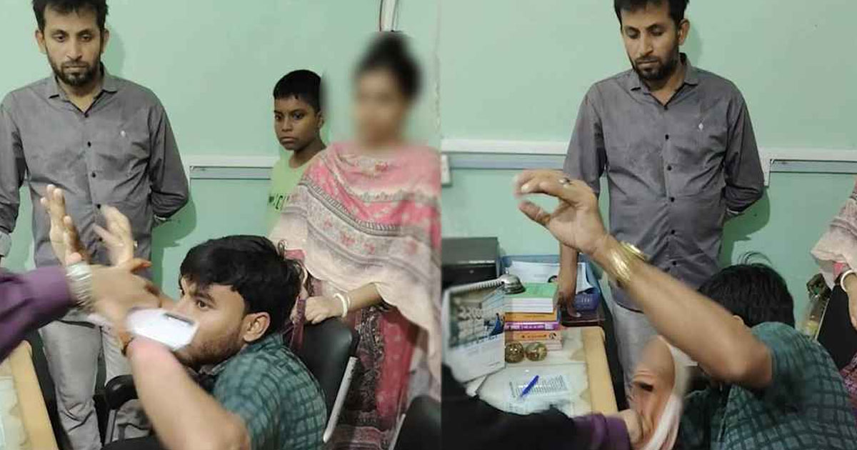 শিক্ষিকাকে কুপ্রস্তাব দেওয়ায় এনসিপি নেতাকে জুতাপেটা