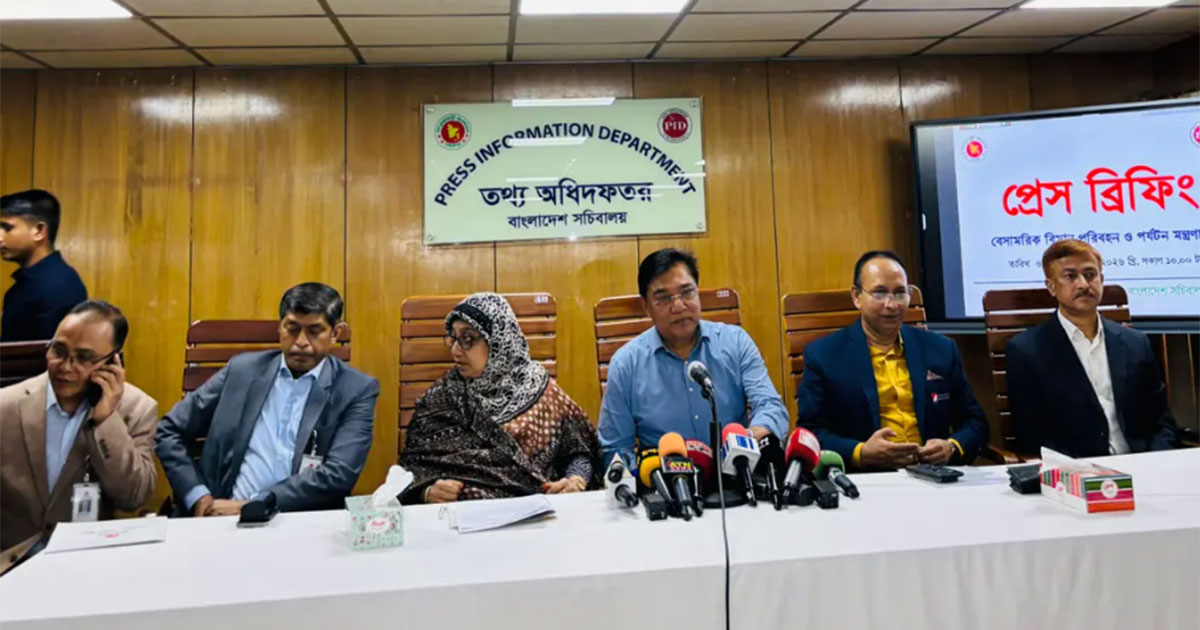 হাজিদের ১৫০ লাগেজ কেটে চুরির অভিযোগ অসত্য : বিমান প্রতিমন্ত্রী