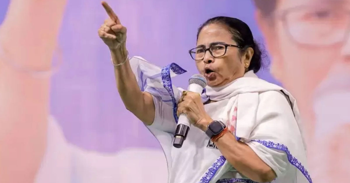 হাদি হত্যাকাণ্ডে ‘বিতর্কিত মন্তব্য’ : মমতার বিরুদ্ধে এফআইআর