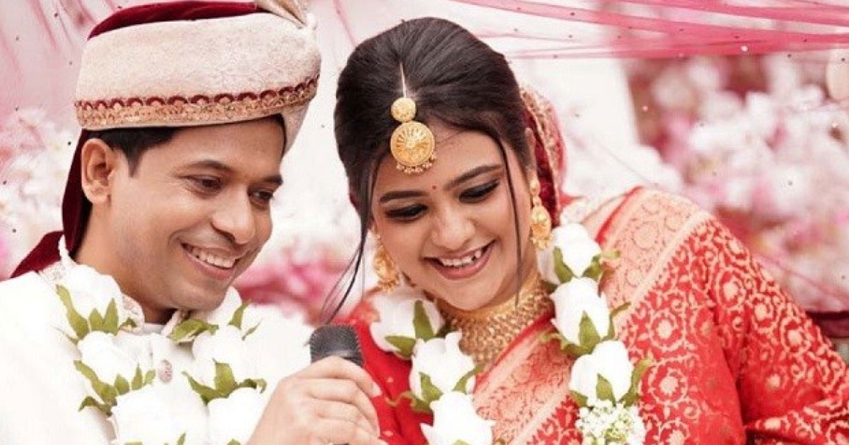 দীপ্তির জন্মের ৬ বছর আগেই এসএসসি পাশ করেছেন তার স্বামী