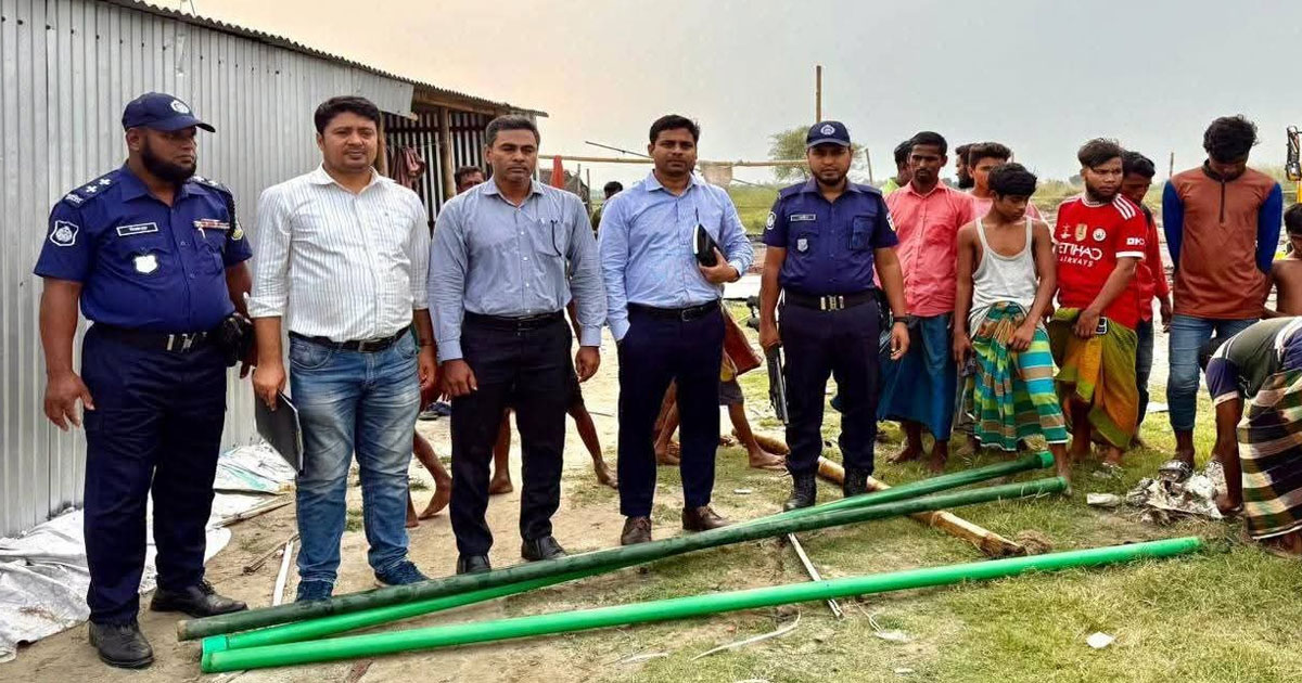 ময়মনসিংহে অবৈধ সিসা কারখানা উচ্ছেদ, জরিমানা