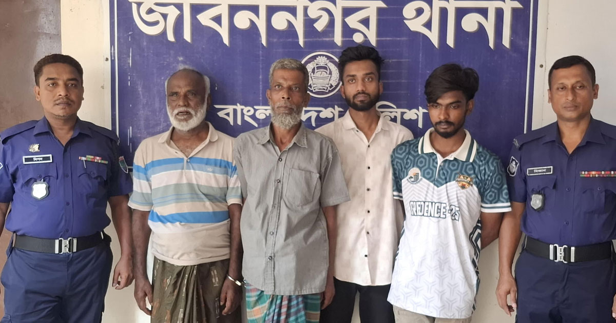 জীবননগরে ছাত্রলীগের কর্মীসহ ৪ মাদক কারবারি গ্রেপ্তার